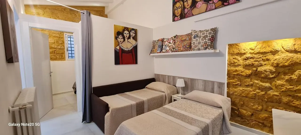 Vila Arte In Piazza Agrigento Centro 0*,
